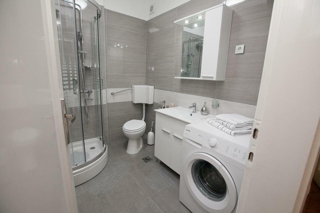 Downtown Apartment Kole 扎达尔 外观 照片