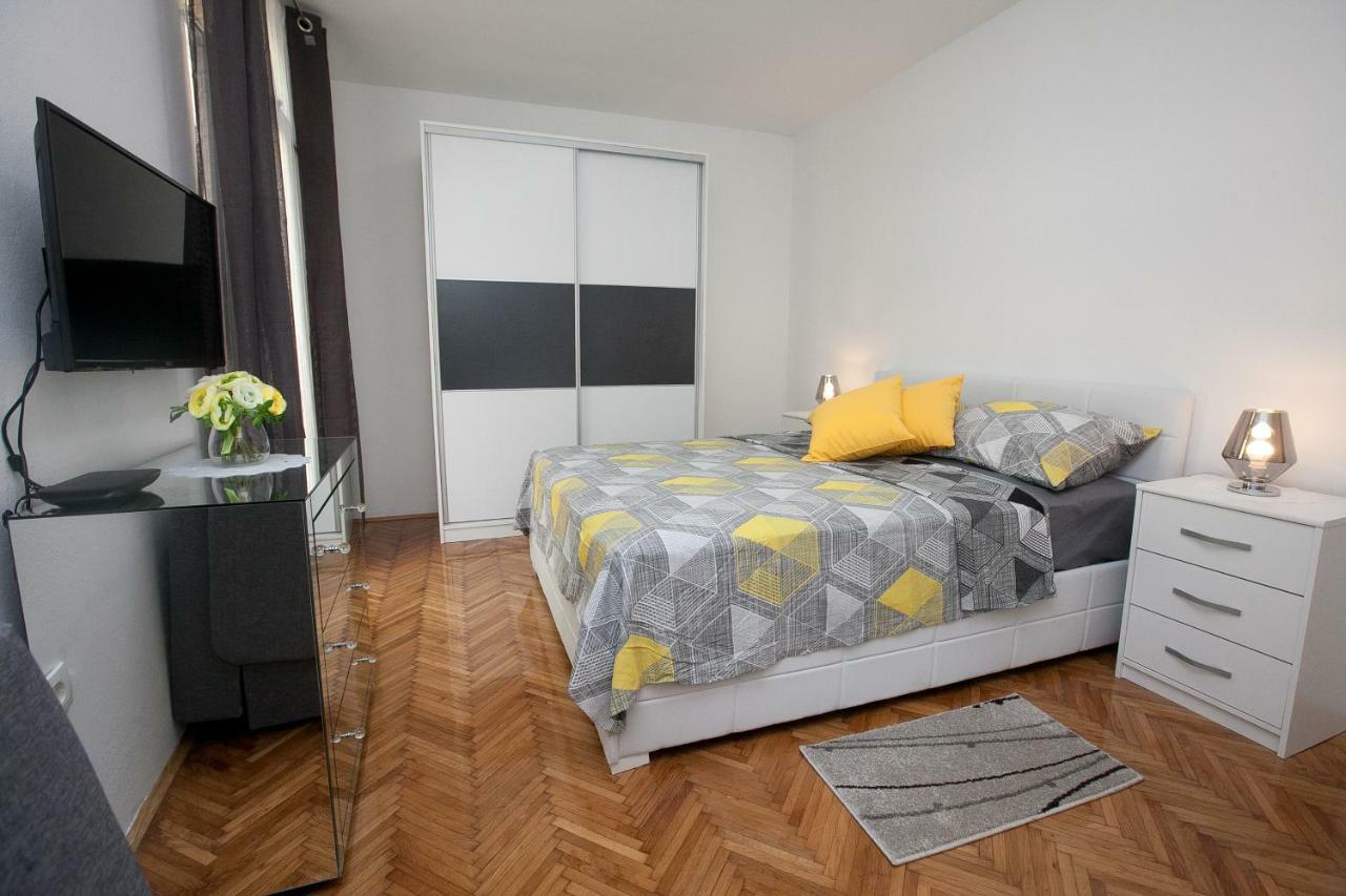 Downtown Apartment Kole 扎达尔 外观 照片