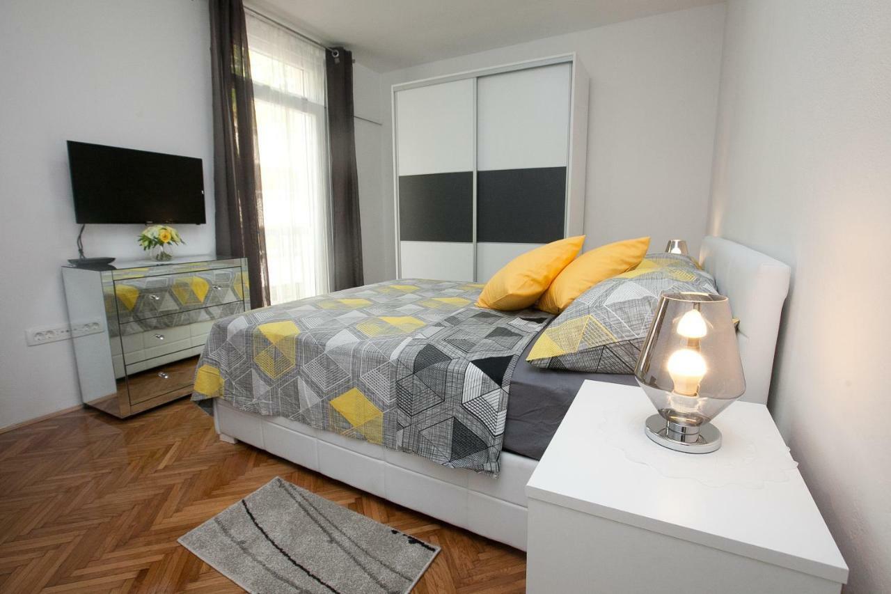 Downtown Apartment Kole 扎达尔 外观 照片